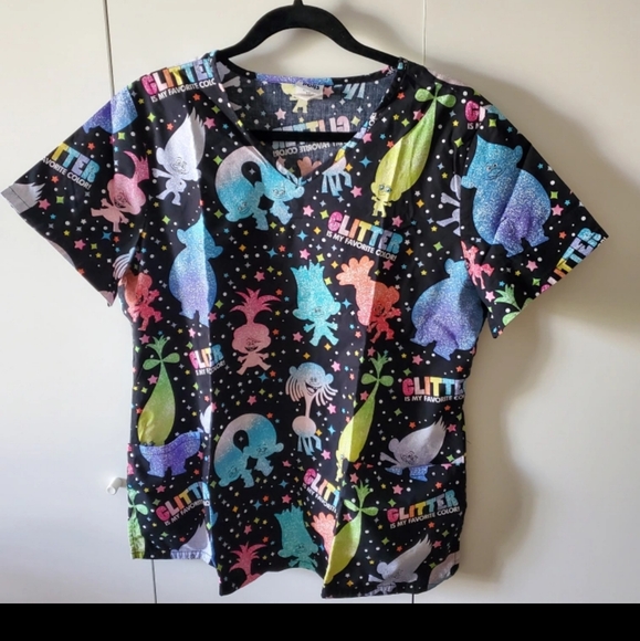 4pcs. Scrubs Top Uniforms - Picture 1 of 4